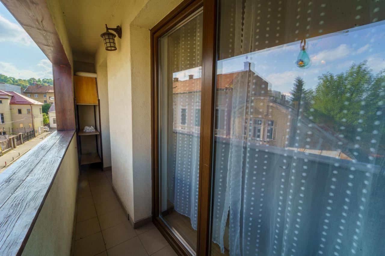 5* Mansion In City Center Cluj-Napoca Exteriör bild